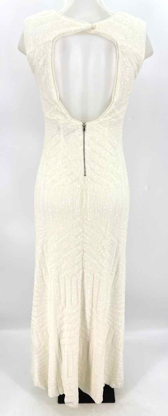 Size 4 VERA WANG Ivory Sequined Dress