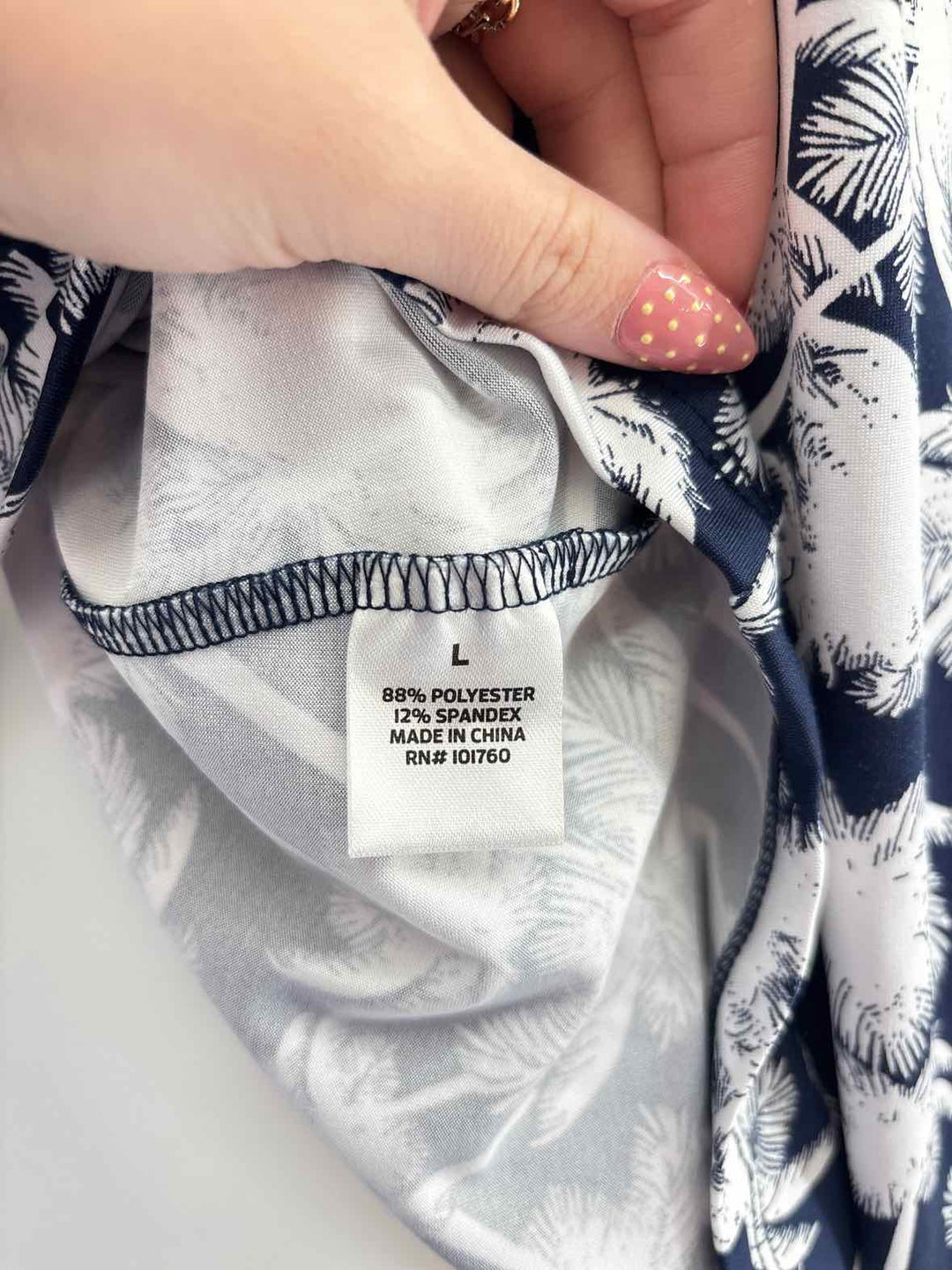Size L Navy Print Shirt