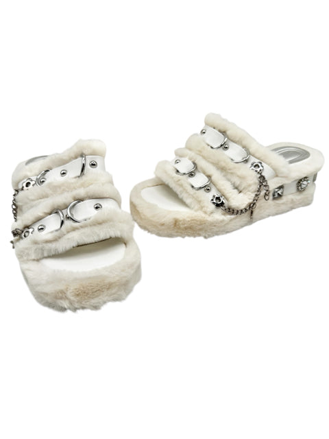 Shoe Size 8 AZALEA WANG White Sandals