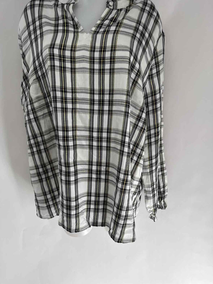 Size XL Black Shirt
