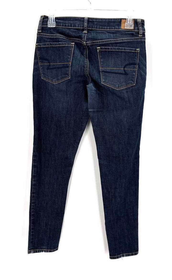 Size 6 AMERICAN EAGLE Navy Denim Jeans