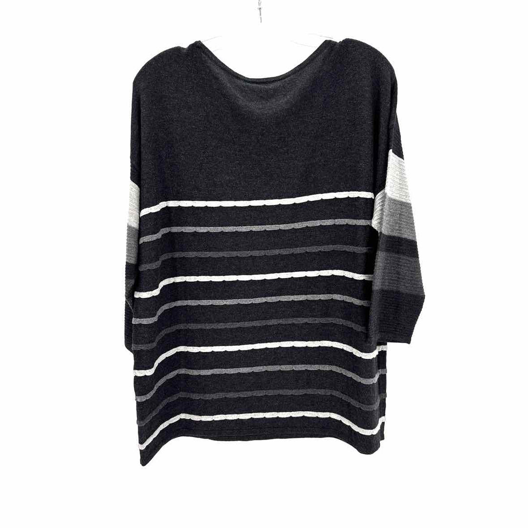 Size L Chico's Gray Sweater