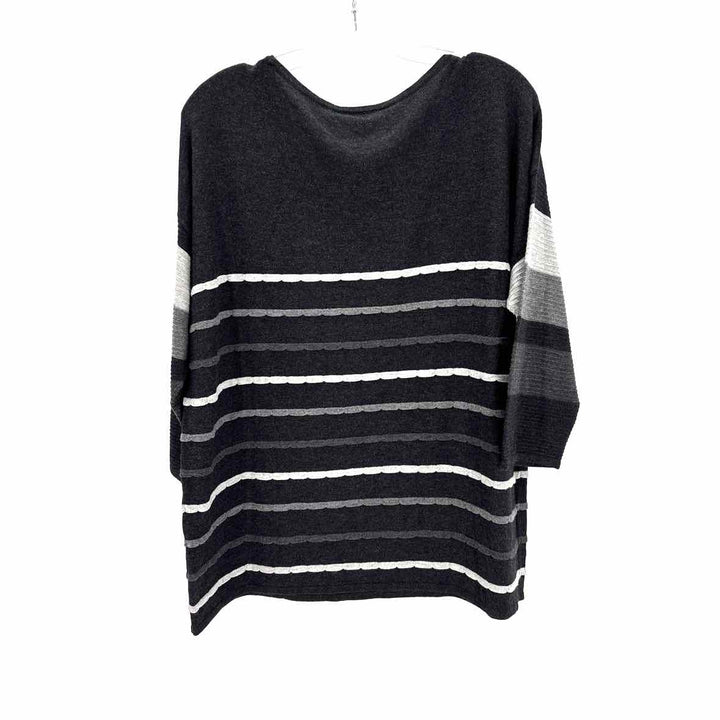 Size L Chico's Gray Sweater