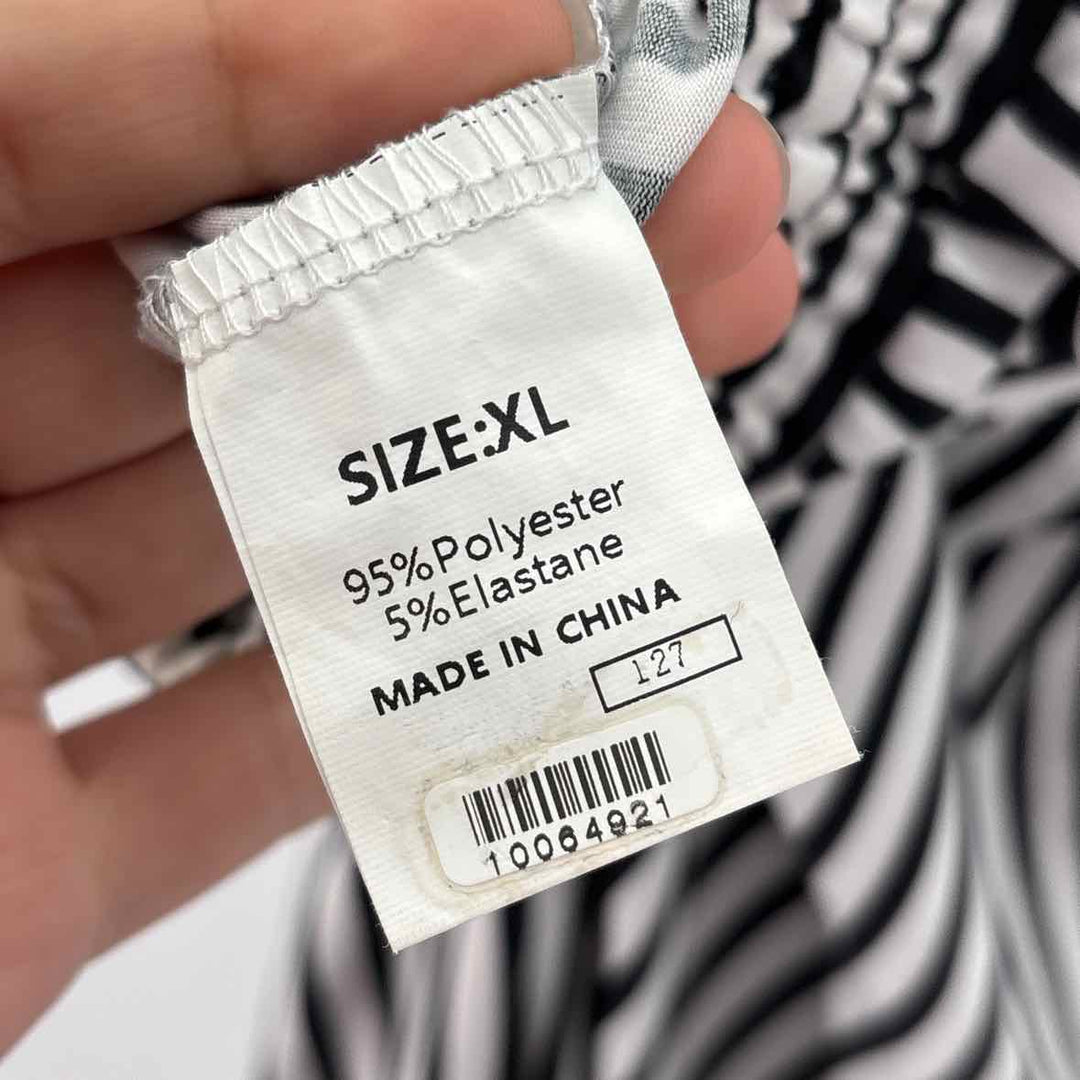 Size 2X Black Pants