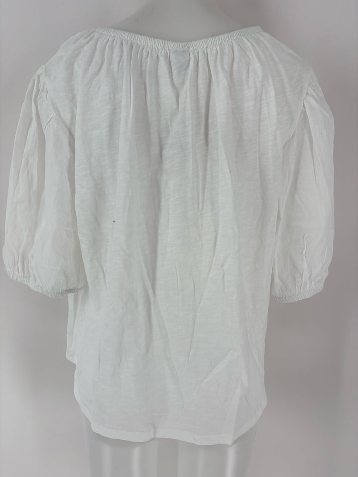 Size XL Old Navy White Shirt