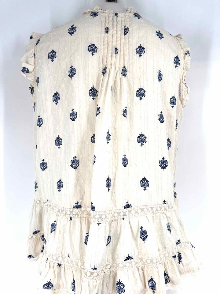 Size 00 Cream Shirt