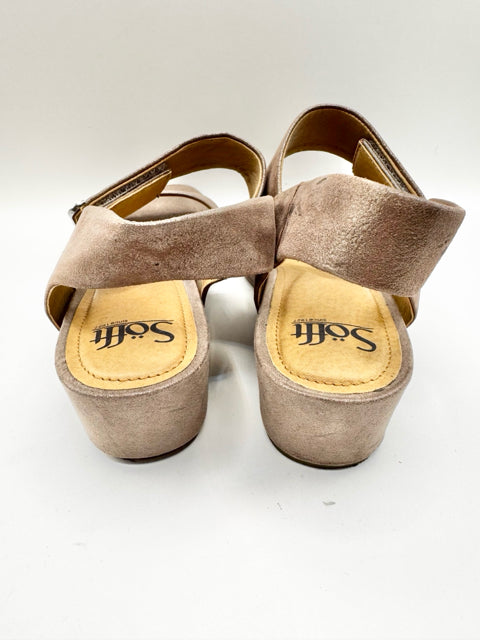 Shoe Size 7.5 SOFFT Brown Sandals