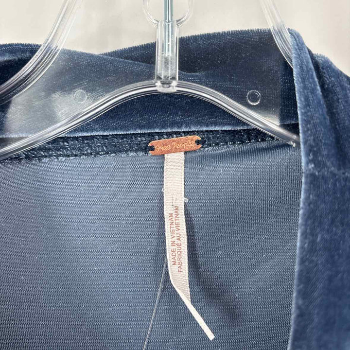 Size M FREE PEOPLE Blue Shirt