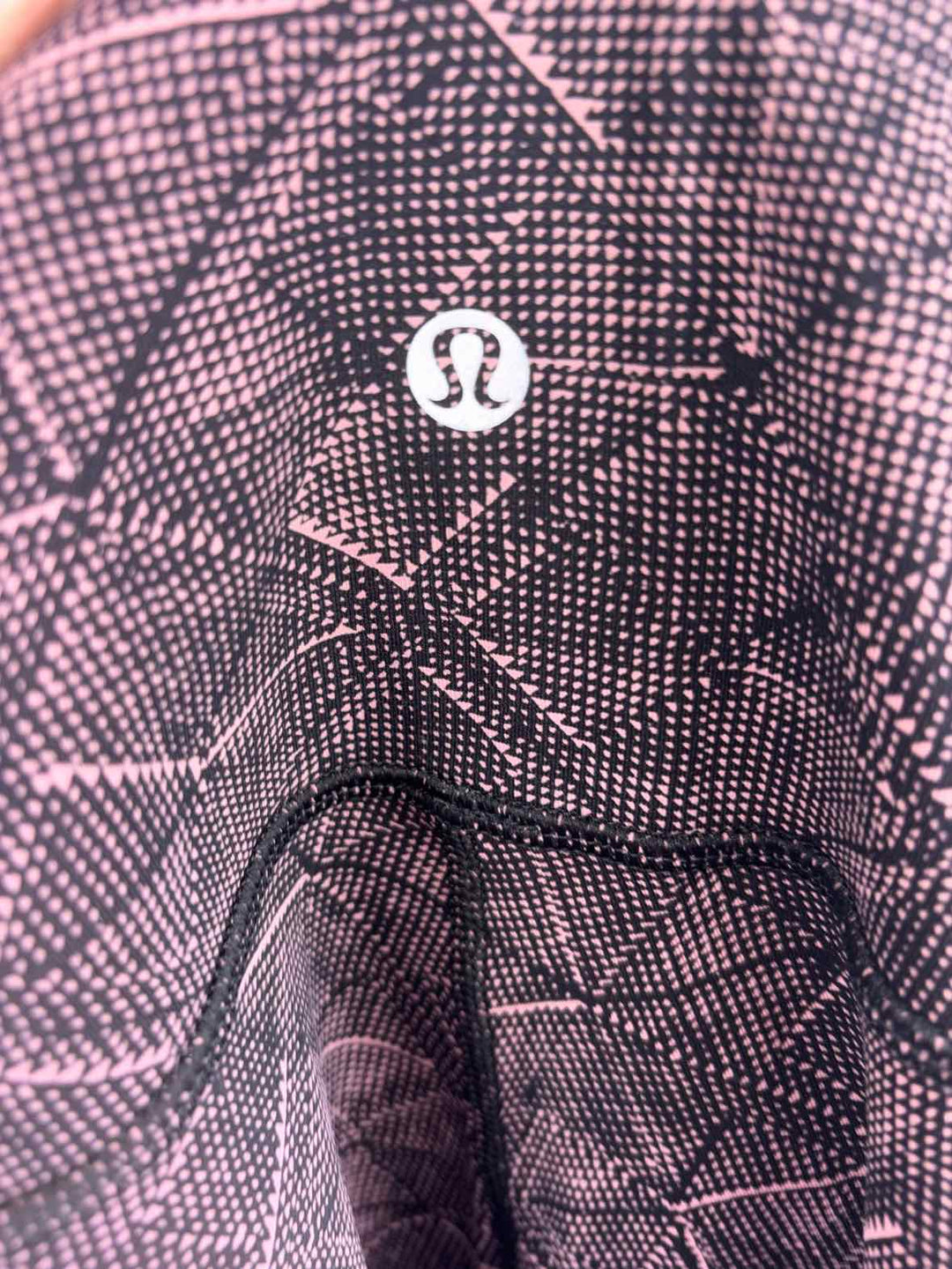 Size 6 Lululemon PINK PRINT Pants