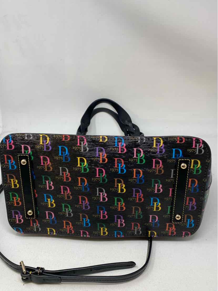 Dooney & Bourke Purse