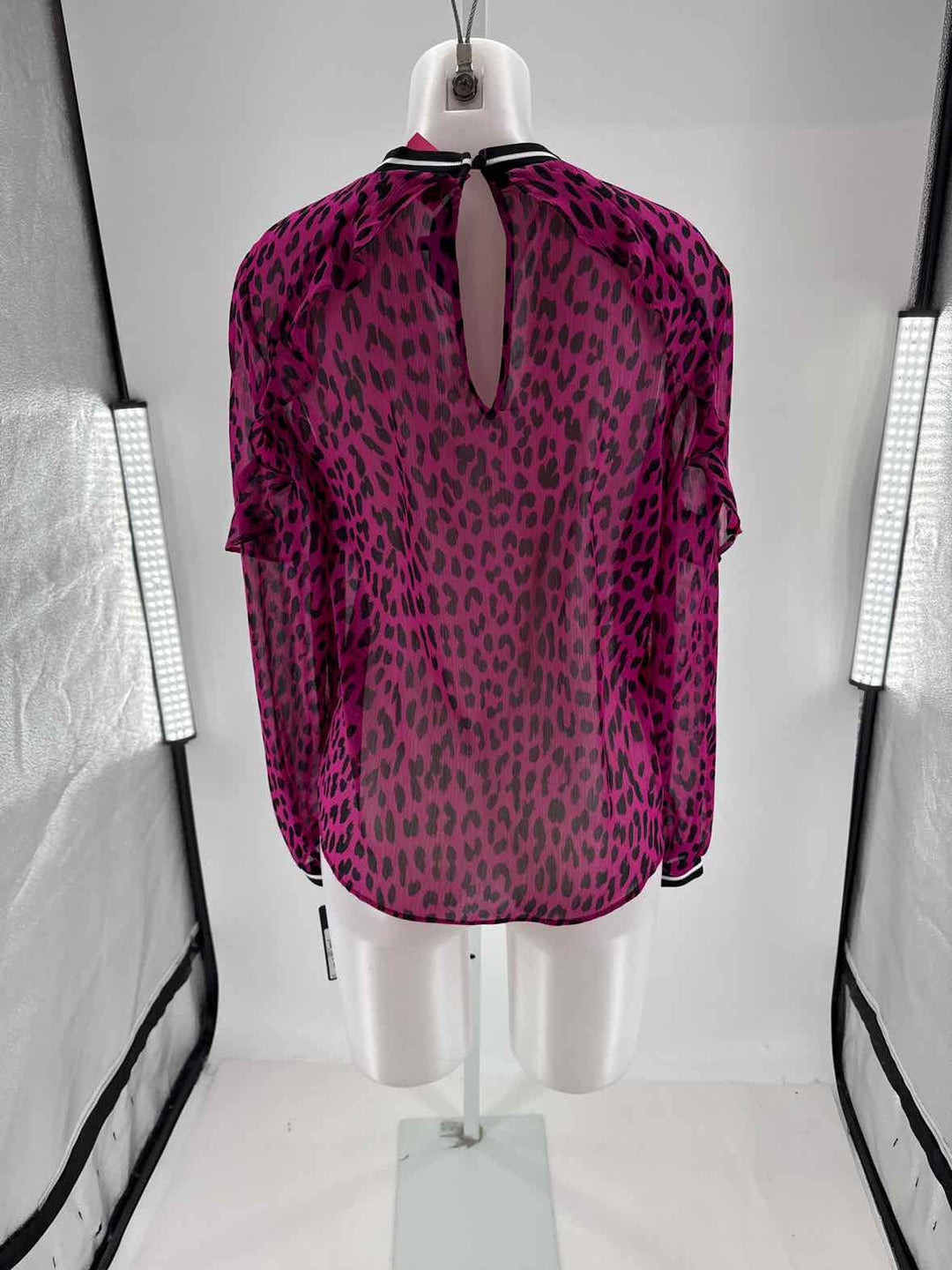 Size 6 RACHEL ZOE Pink Shirt
