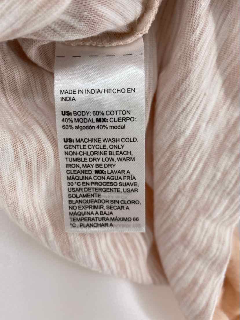 Size M Chico's Pink Shirt