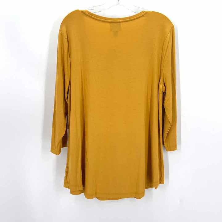 Size L JM COLLECTION Mustard Knit Shirt