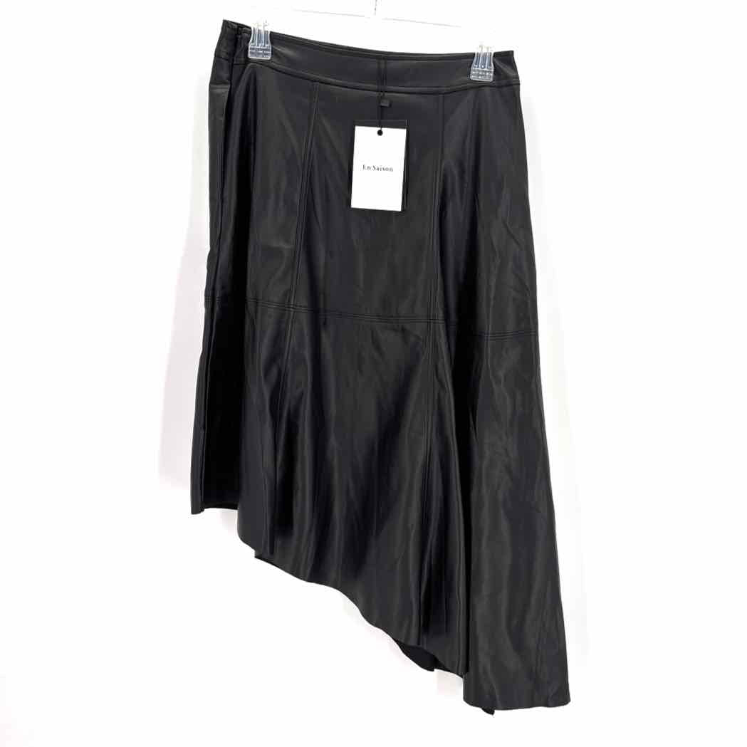 Size M Black Skirt