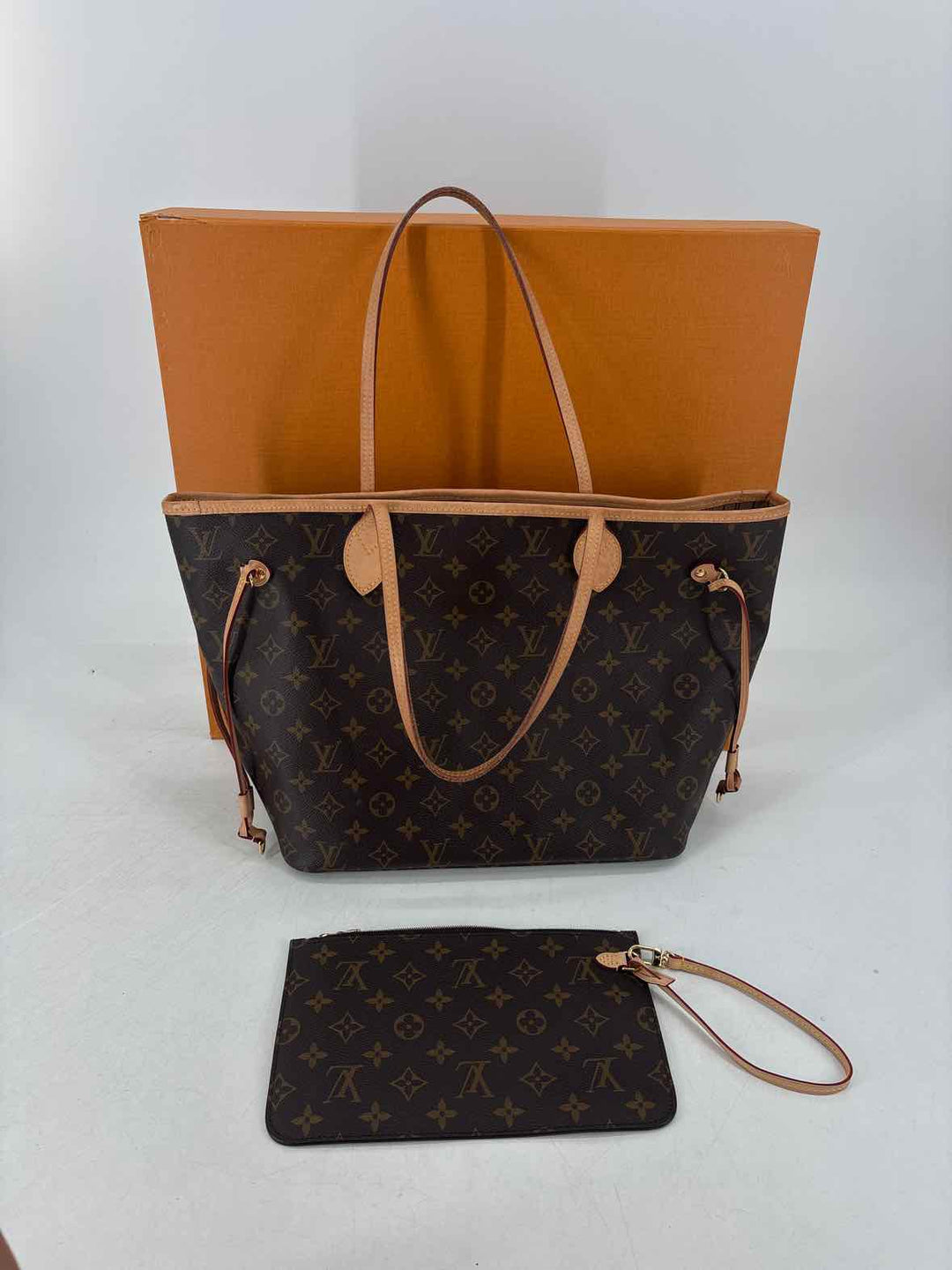 Louis Vuitton Luxury - Purse