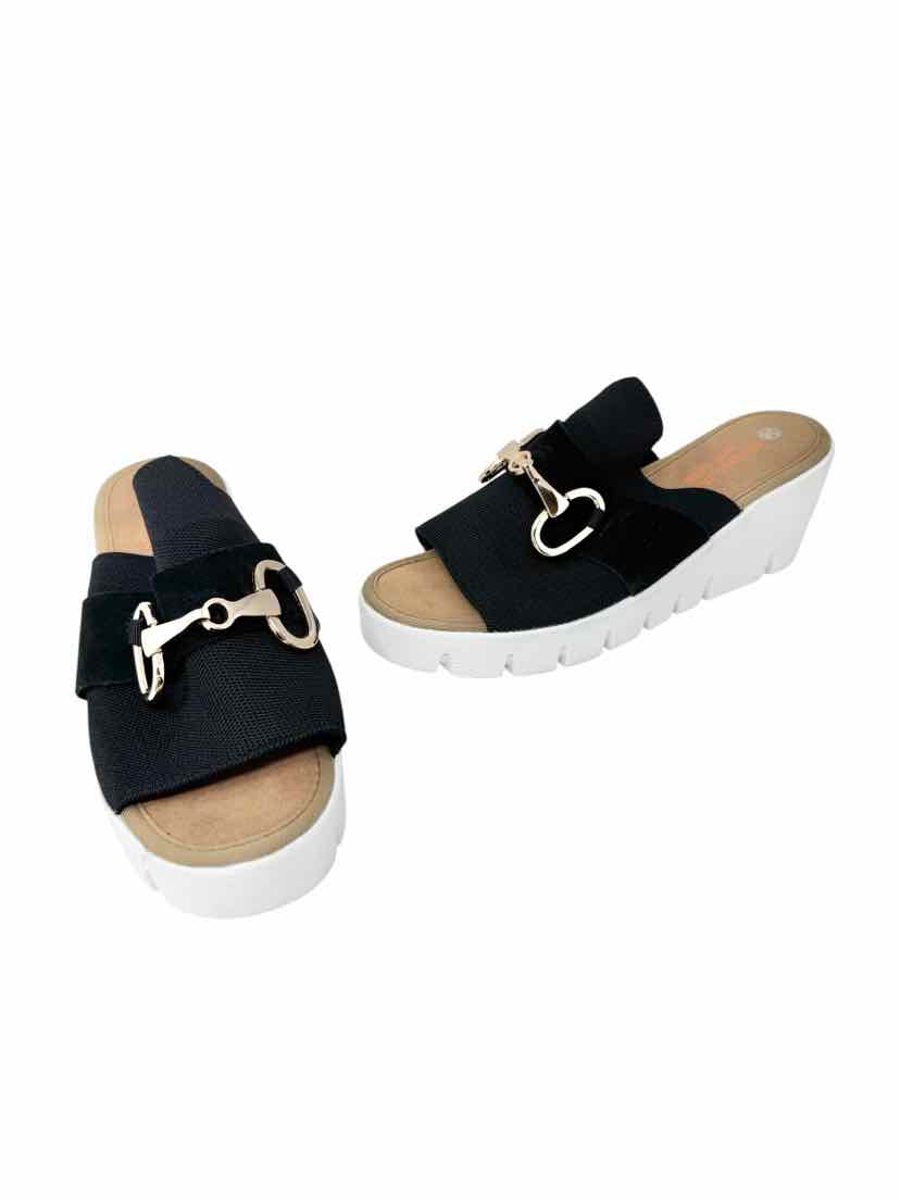 Shoe Size 38 Bernie Mev Black Sandals