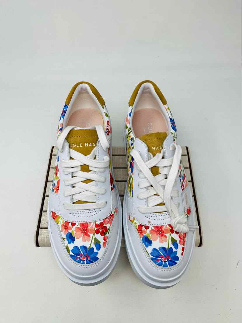 Shoe Size 7.5 Cole Haan White Print Sneakers
