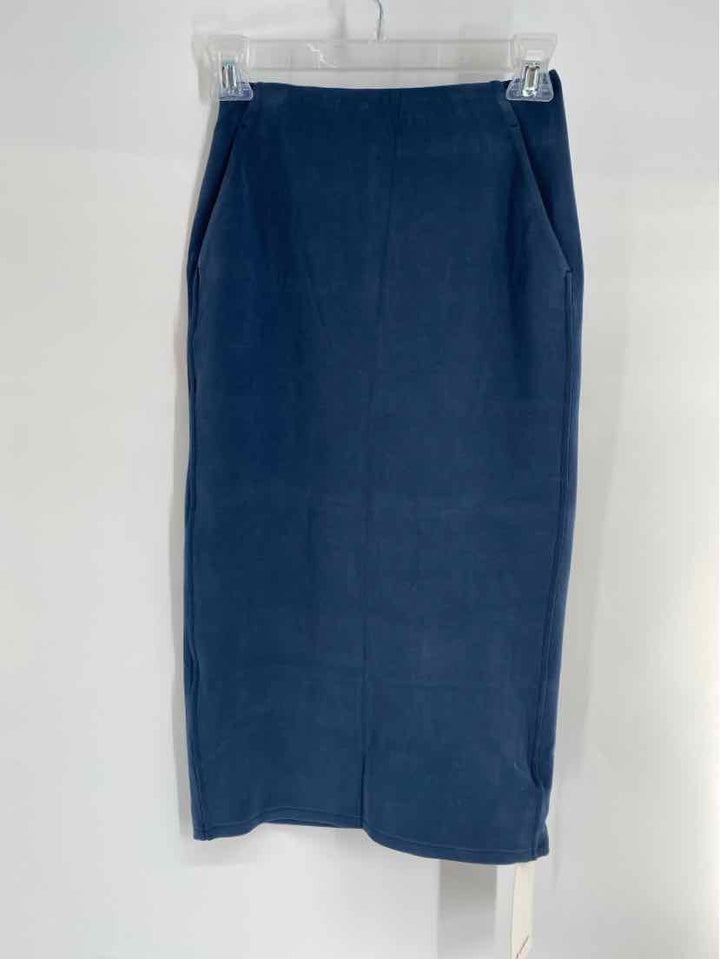 Size 2 Lululemon Navy Skirt