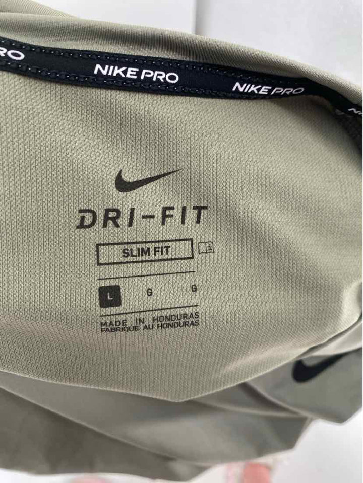 Size L Nike Green Shirt