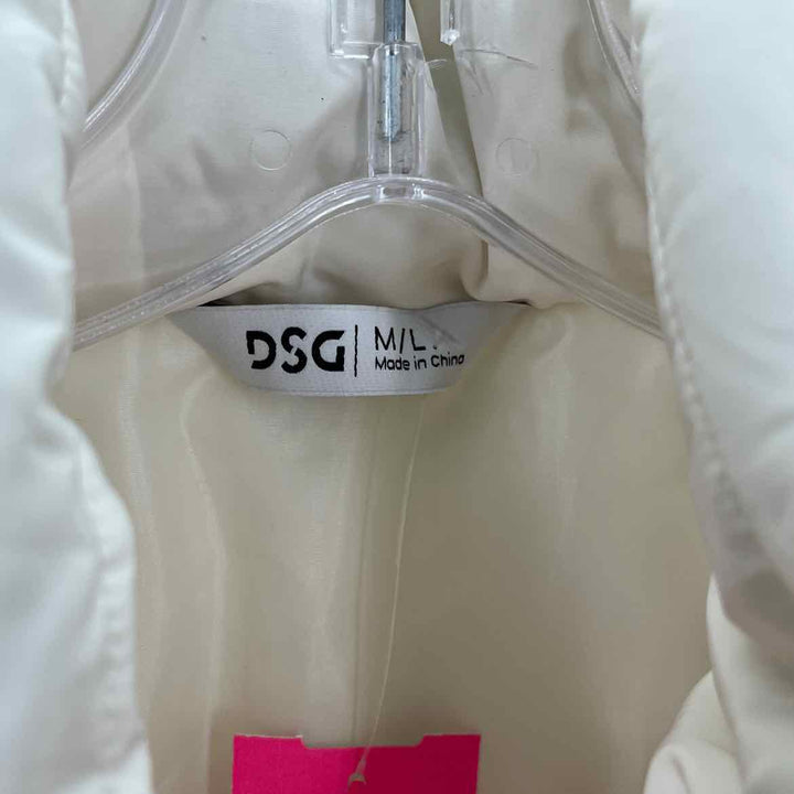 Size M/L Cream Vest