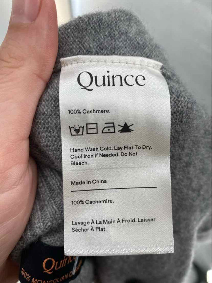 Size L QUINCE Gray Sweater