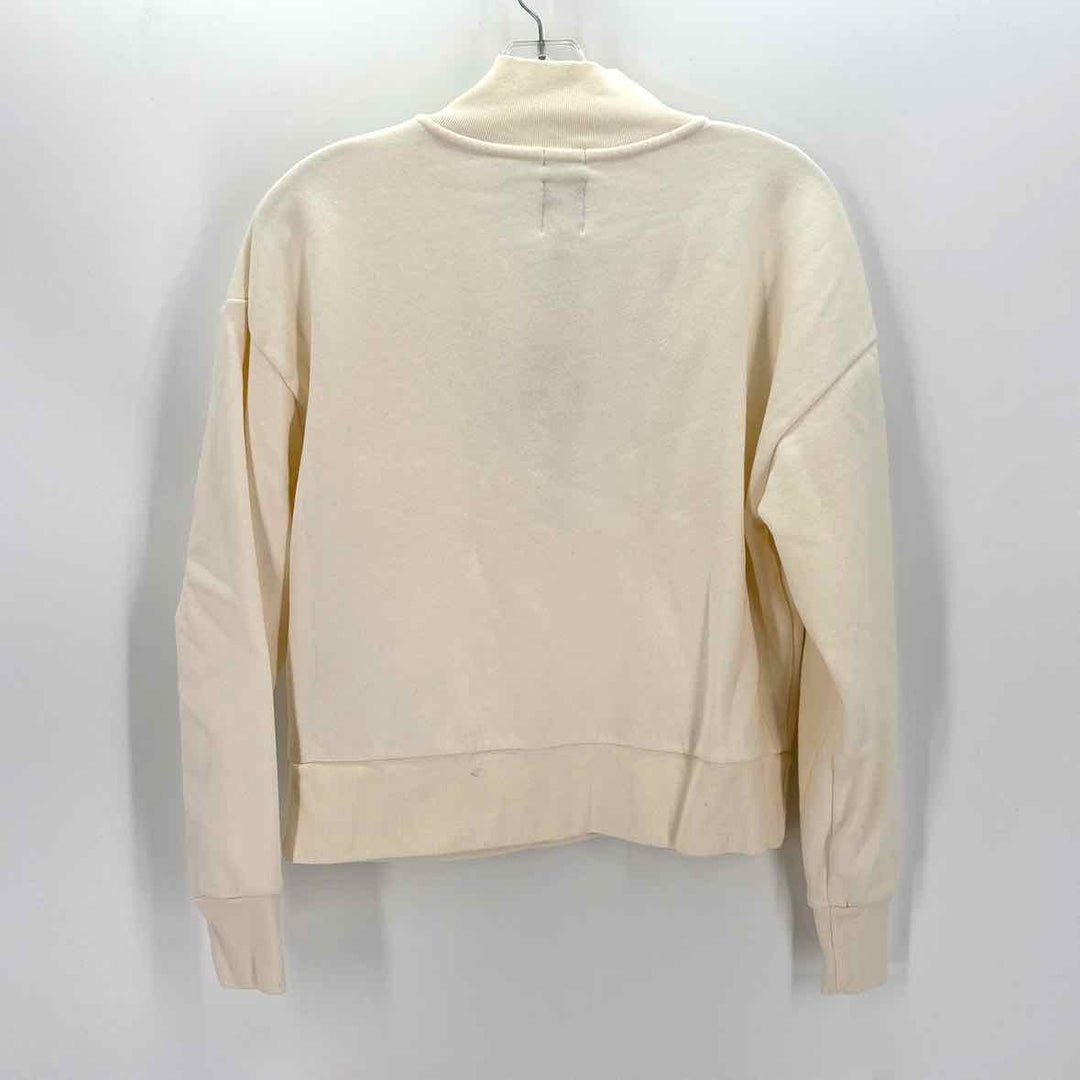 Size M GAP Cream Knit Shirt