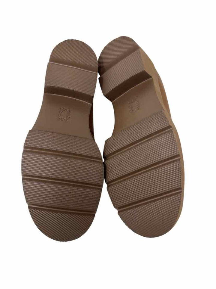 Shoe Size 8.5 Naturalizer Tan Loafers
