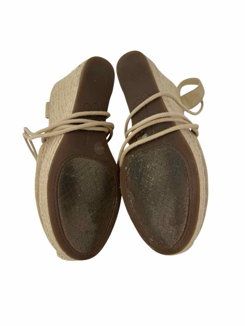 Shoe Size 8 Jessica Simpson Tan Sandals