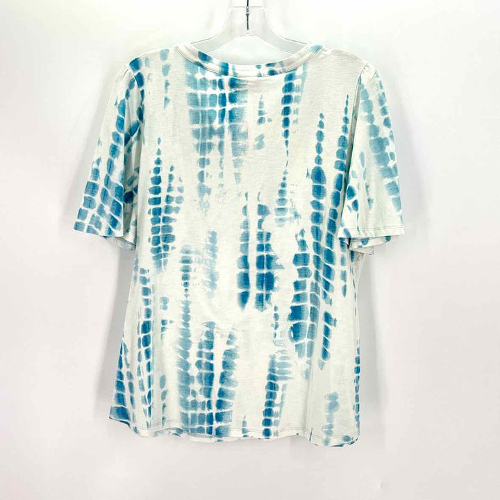 Size M Multi-Color Shirt