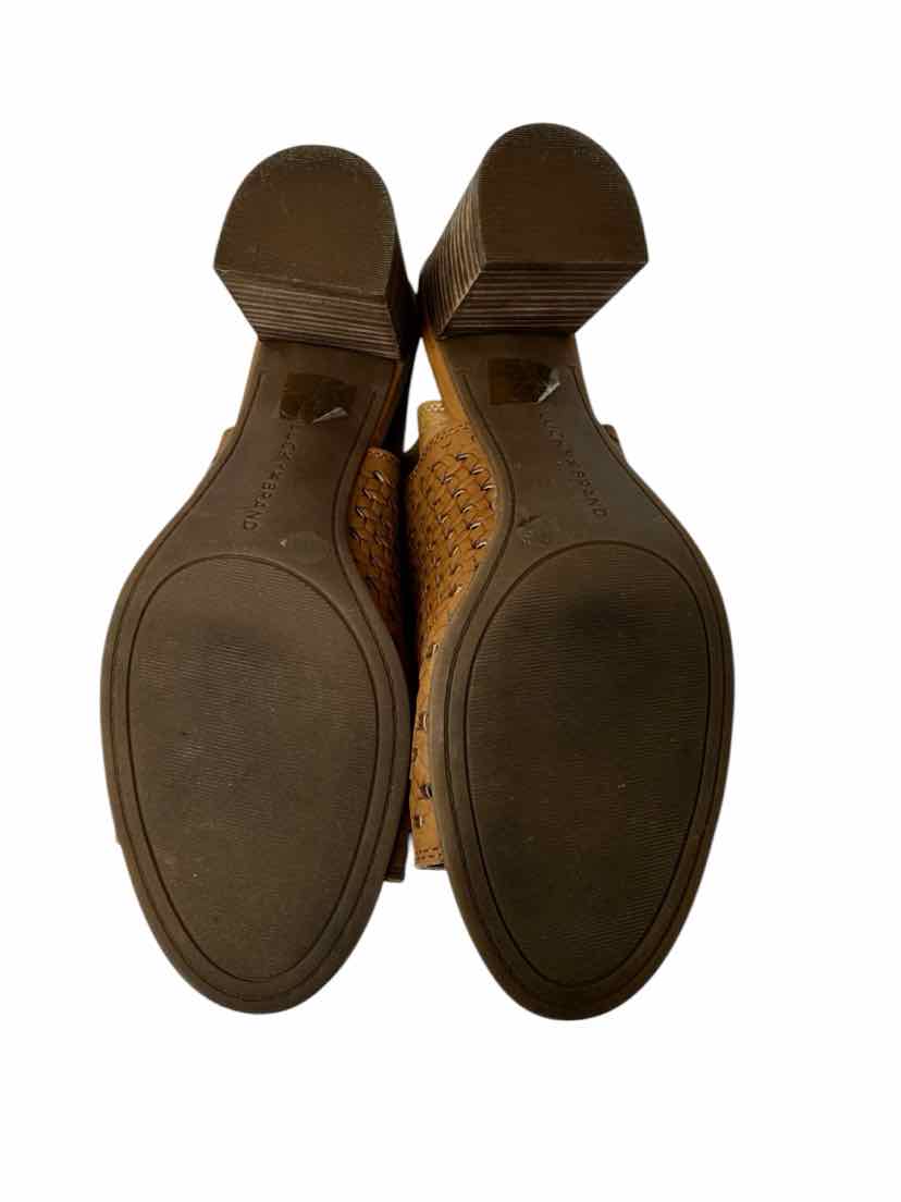 Shoe Size 8.5 LUCKY Brown Sandals