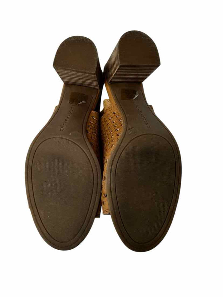 Shoe Size 8.5 LUCKY Brown Sandals
