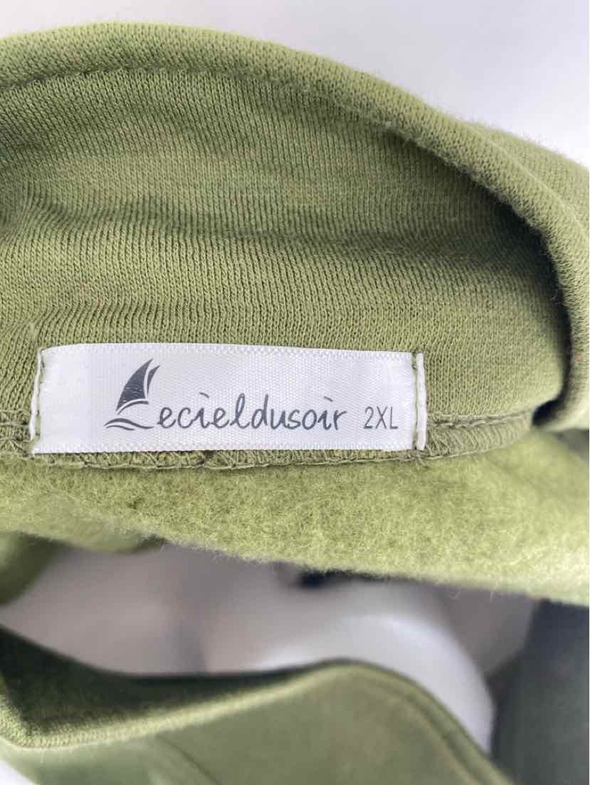 Size 2X Olive Sweater