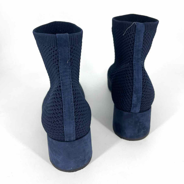 Shoe Size 7.5 Eileen Fisher Navy Knit Boots