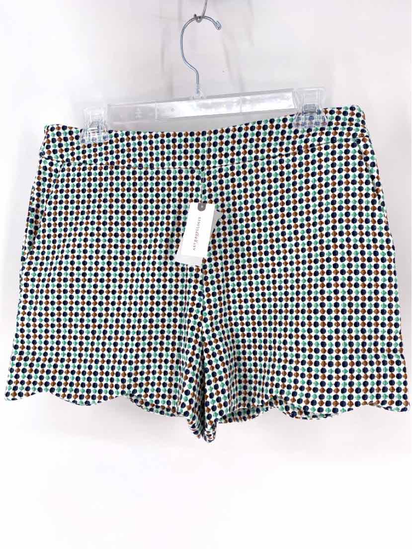 Size 6 Anthropologie Blue Print Shorts