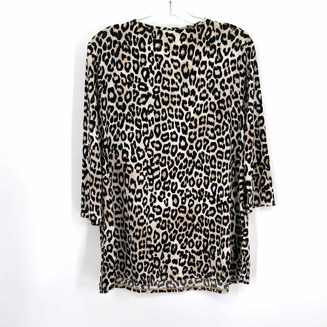 Size M Chico's Multi-Color Shirt