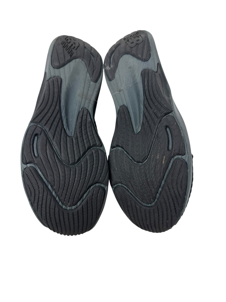 Shoe Size 7 New Balance Black Sneakers