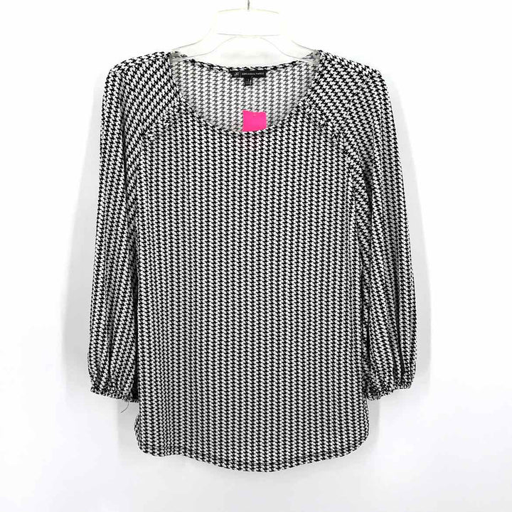 Size S Adrianna Papell Black/White Shirt