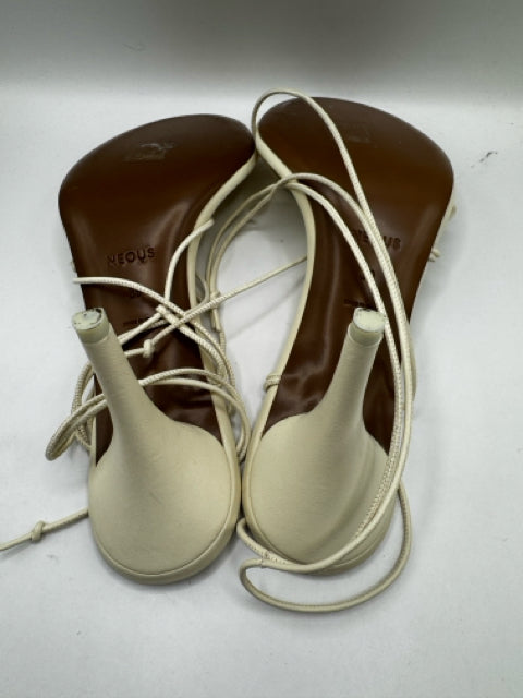 Shoe Size 39 Cream Sandals