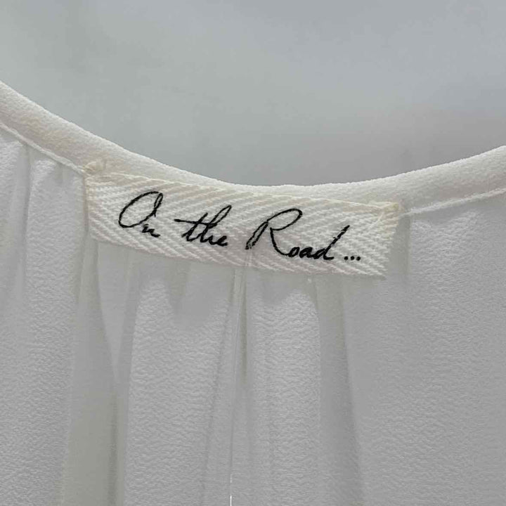 Size L NEIMAN MARCUS White Shirt