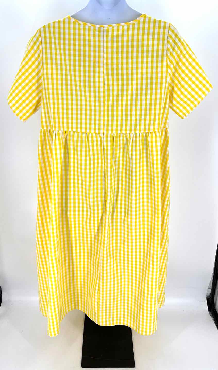 Size 2X EMERY ROSE Yellow Print Dress