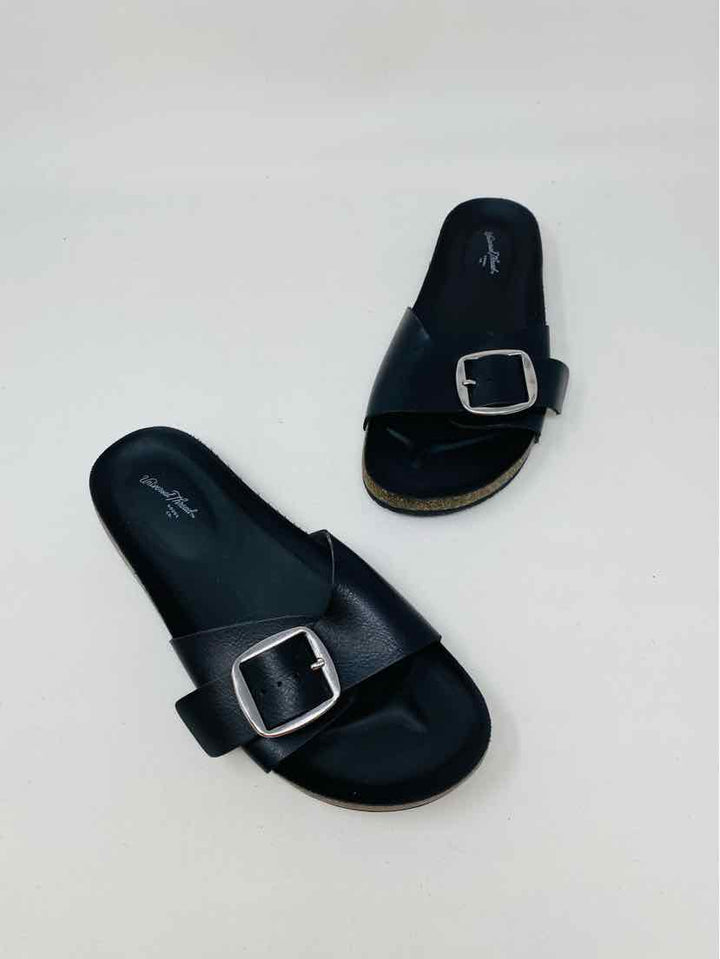 Shoe Size 6 UNIVERSAL THREAD Black Sandals