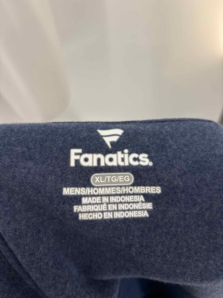 Size XL Navy Sweater