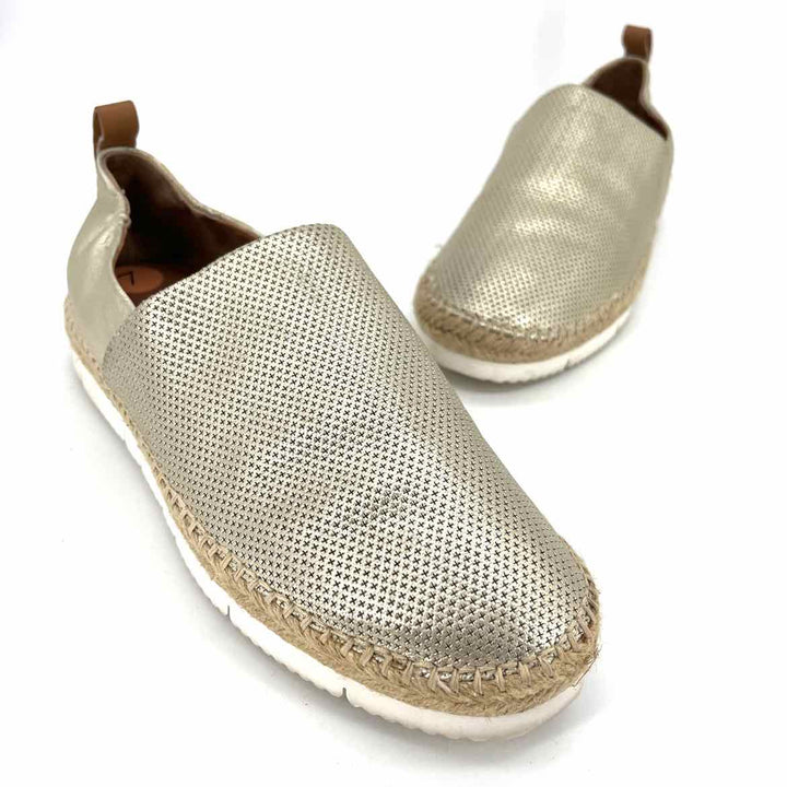 Shoe Size 7 Kenneth Cole Gold Leather Sneakers
