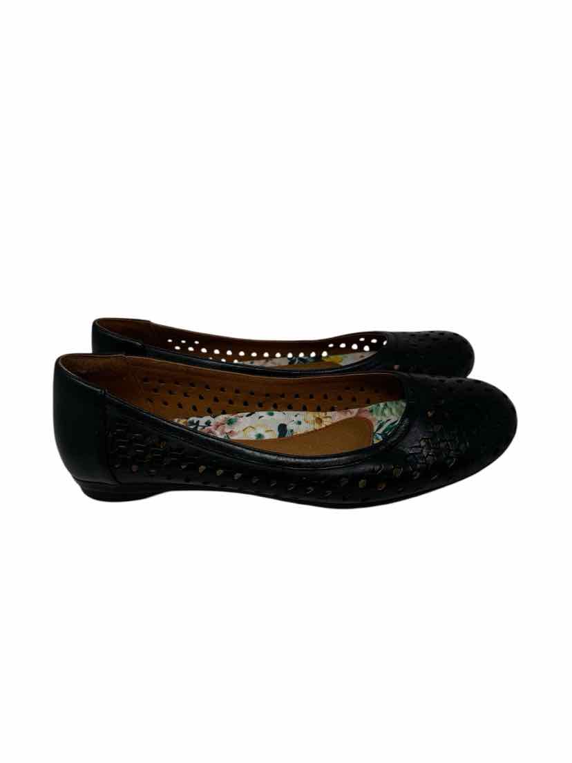 Shoe Size 7.5 Black Leather Flats