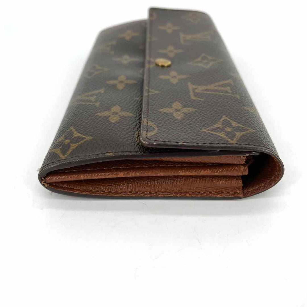 Louis Vuitton Luxury - Wallet