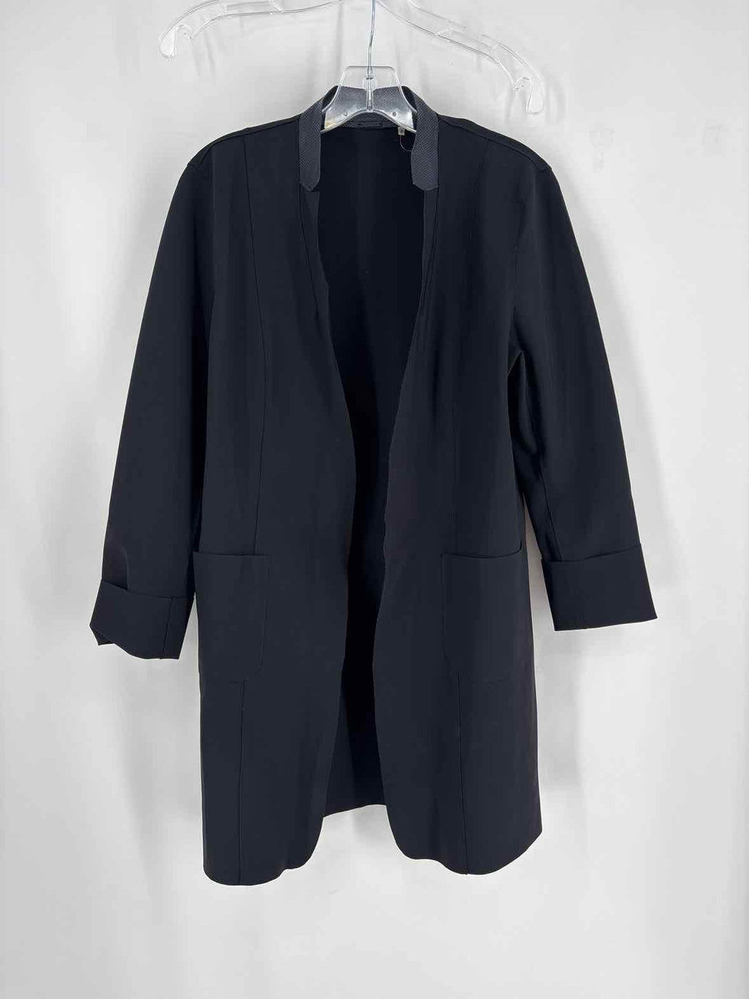 Size M ELIE TAHARI Black Blazer
