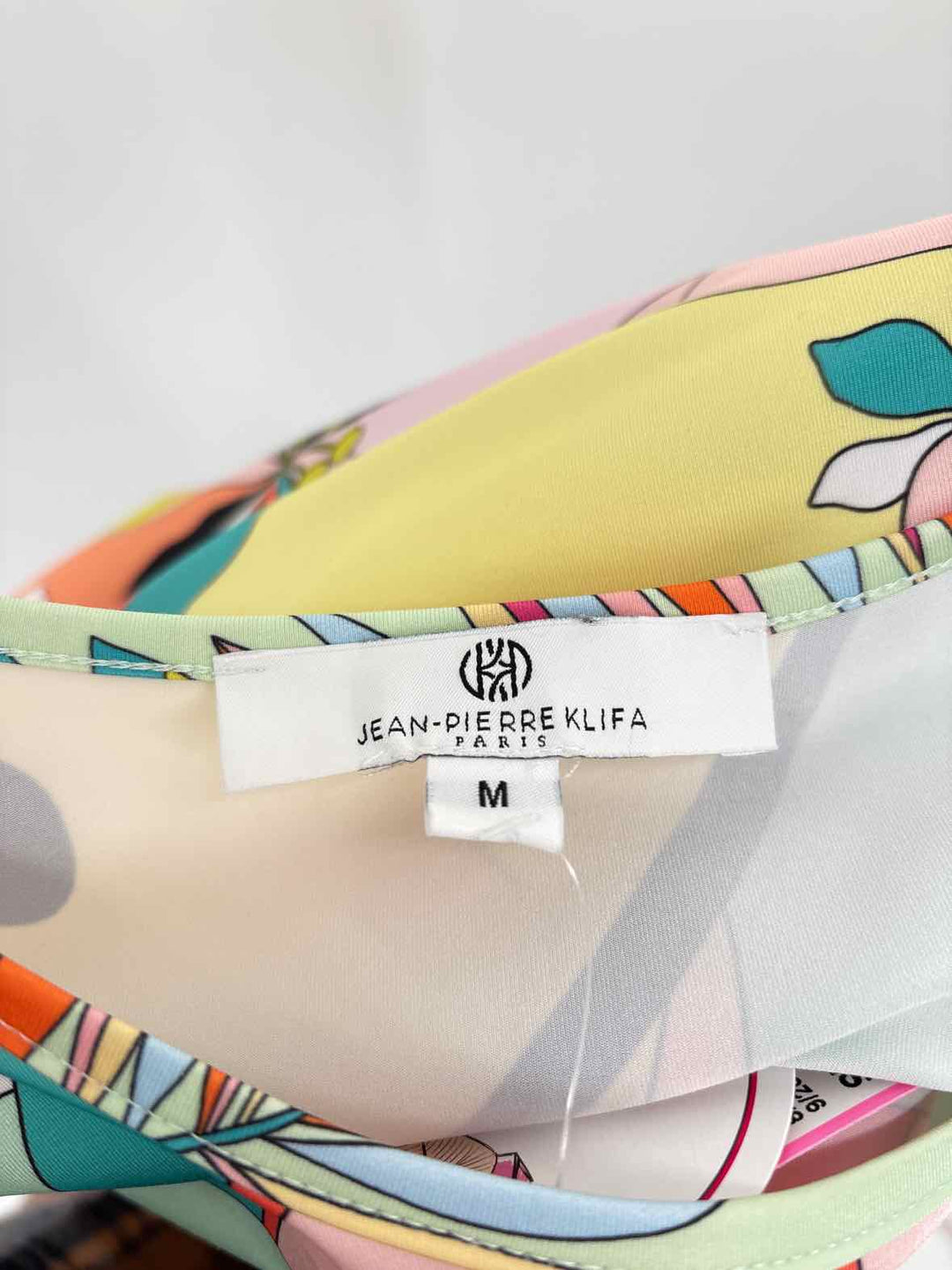 Size M Multi-Color Shirt