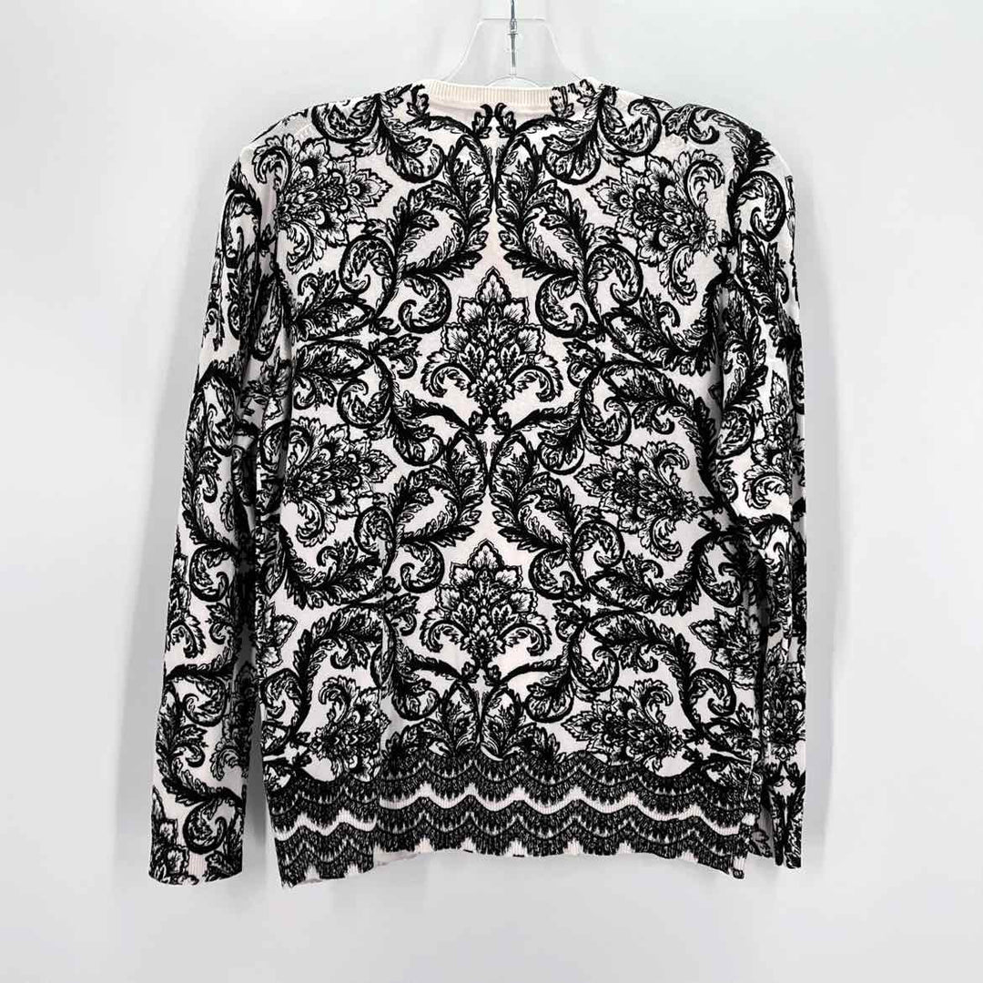 Size M Karen Scott White Sweater