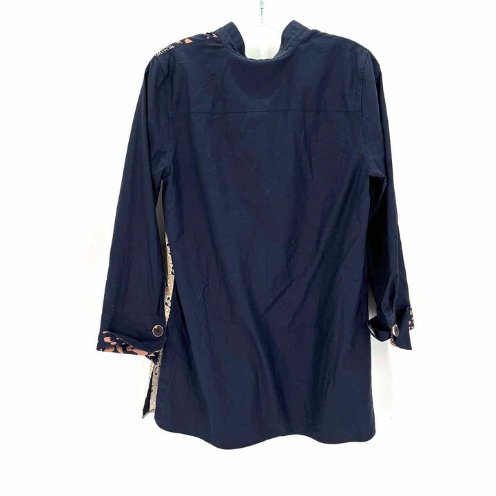 Size 8 Chico's Navy Print Shirt