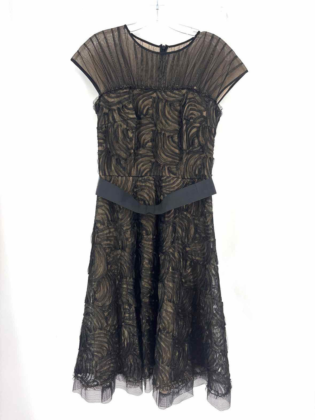 Size 6 TADASHI SHOJI Black PROM
